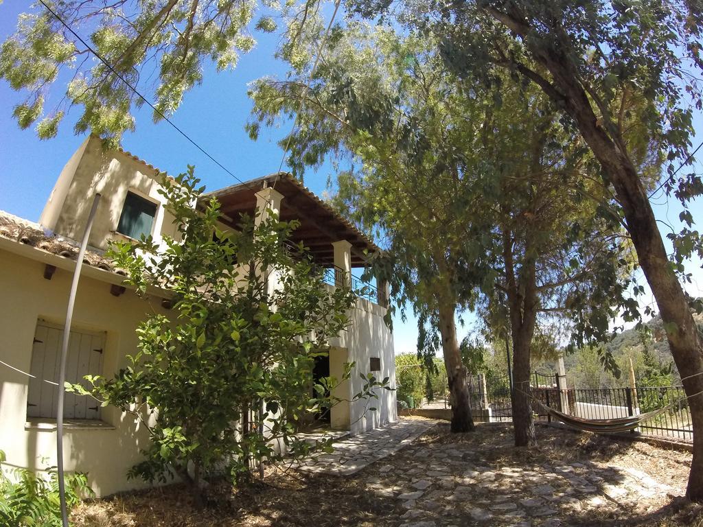 Olive Villas Anapaftíria 외부 사진